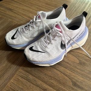 Men’s Nike invincible run 03 Zoomx flyknit sneakers size 11.5